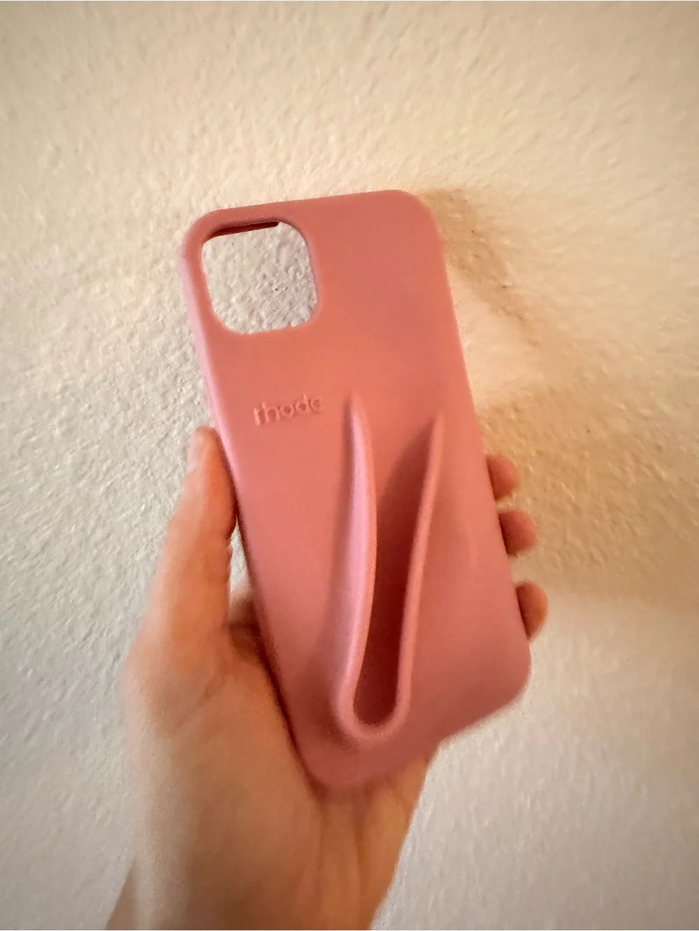 RHODE Mauve Pink Silicone Phone Case with Built-In Grip